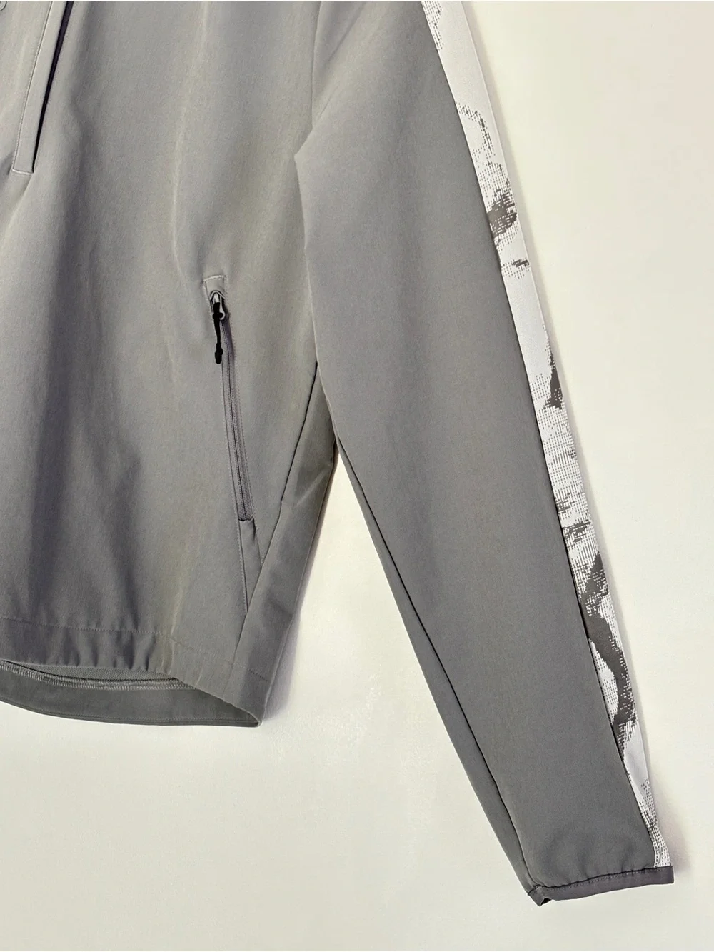 Adidas Men 1/4 Zip Long Sleeve Windbreaker Pullover Small Sample Running Golf